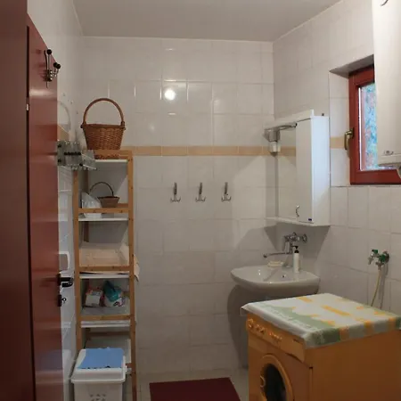 Boulevard Garden House - Free And Save Parking In The Yard Πανσιόν Τσούπρια