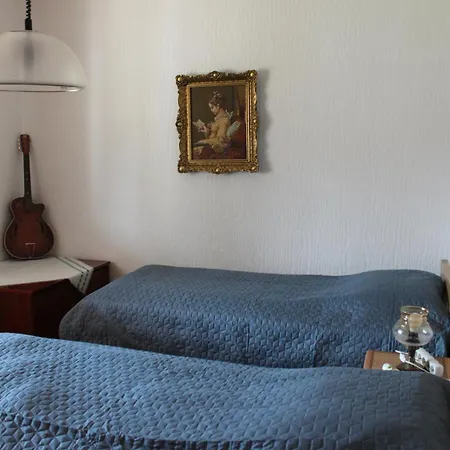 Boulevard Garden House - Free And Save Parking In The Yard Τσούπρια