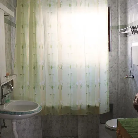 Boulevard Garden House - Free And Save Parking In The Yard Πανσιόν